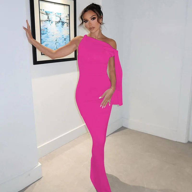 Robe Longue Valentina – Silhouette Sculptée