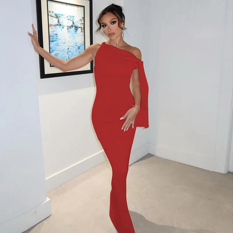 Robe Longue Valentina – Silhouette Sculptée