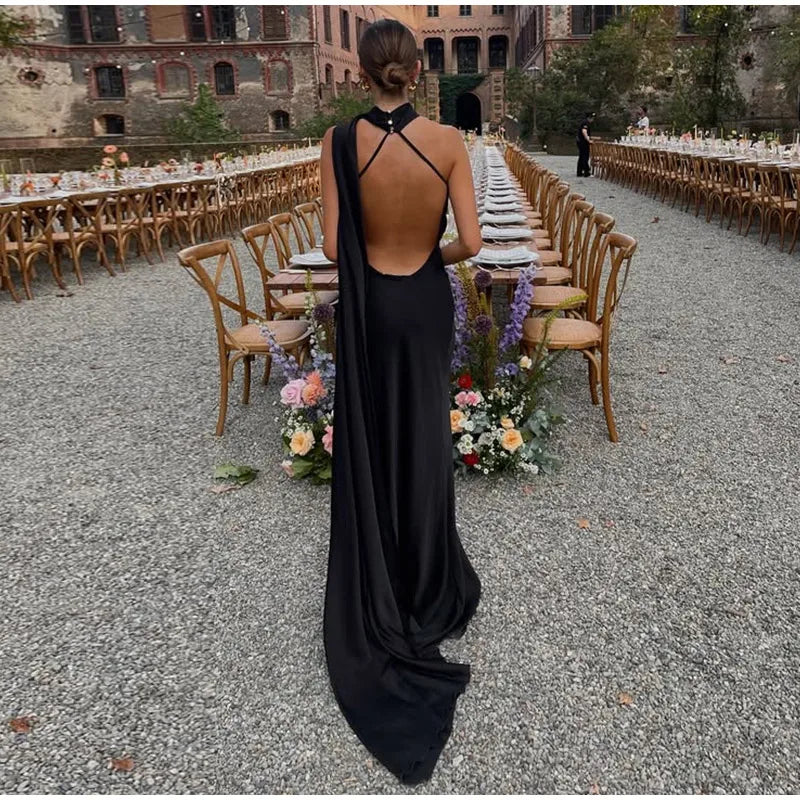 Robe Longue Isabella – Satin Lumineux & Dos Nu