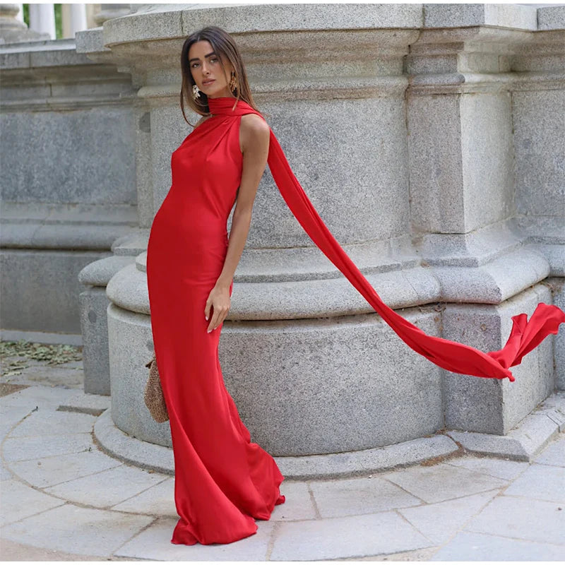 Robe Longue Isabella – Satin Lumineux & Dos Nu