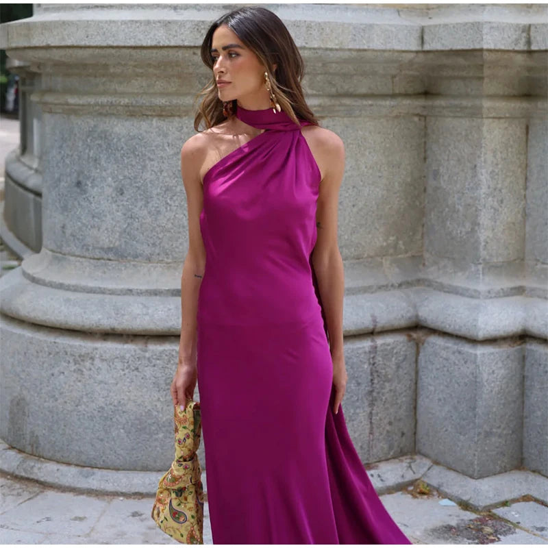 Robe Longue Isabella – Satin Lumineux & Dos Nu