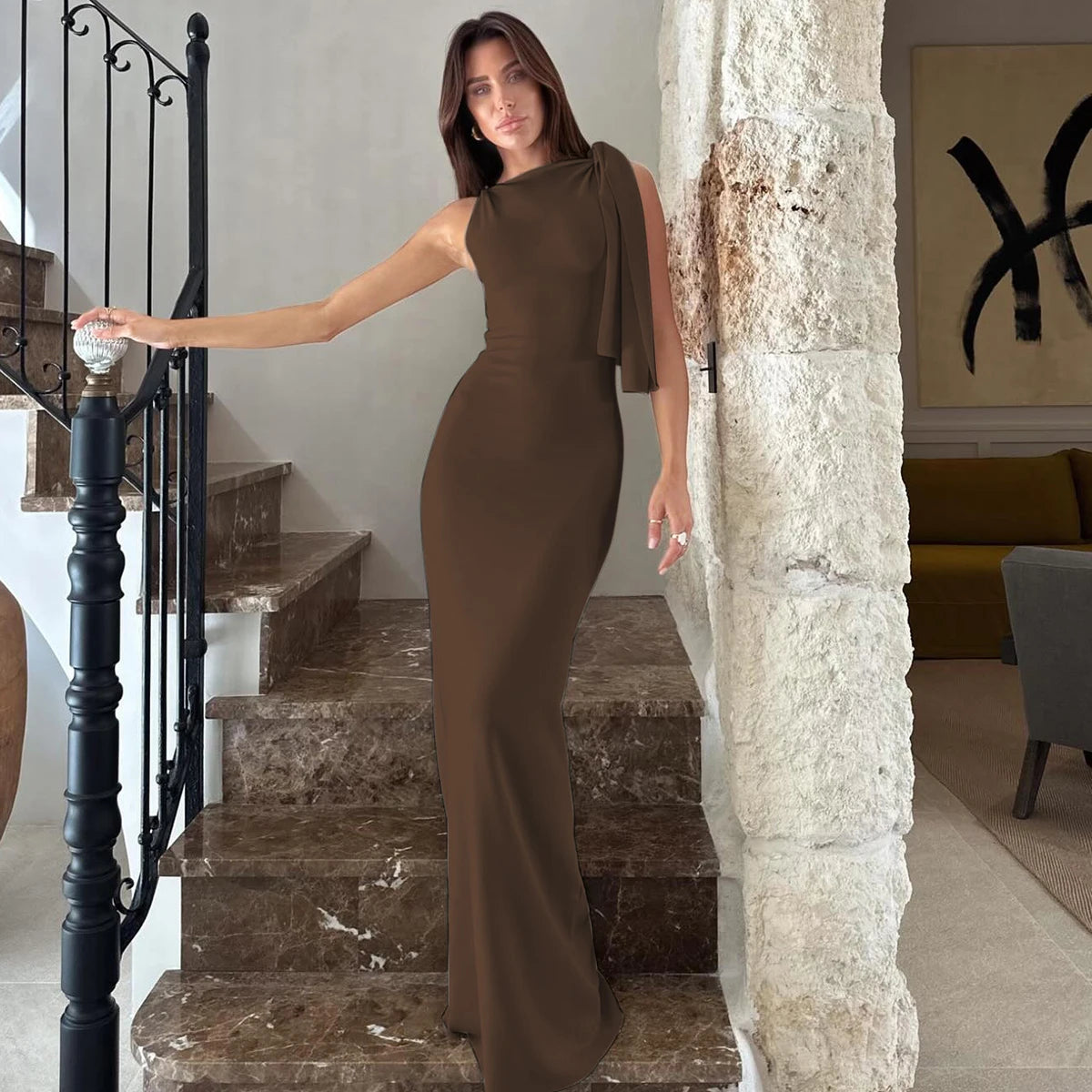Robe Longue Valentina – Silhouette Sculptée