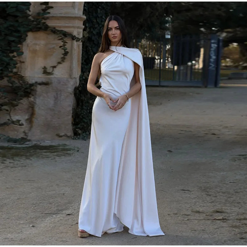Robe Longue Isabella – Satin Lumineux & Dos Nu